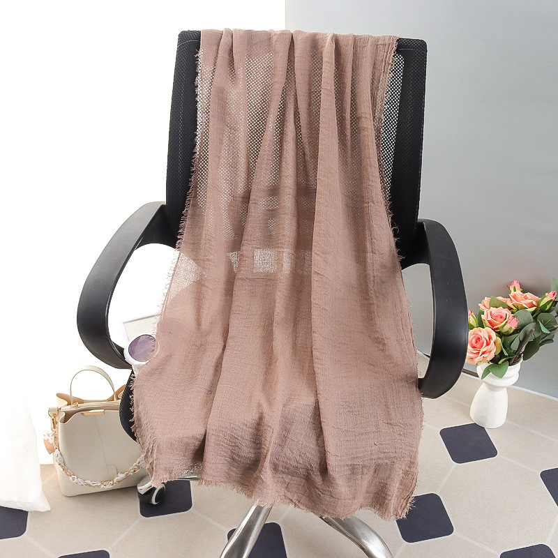 G245 Mjuk och andas Voile Hijab