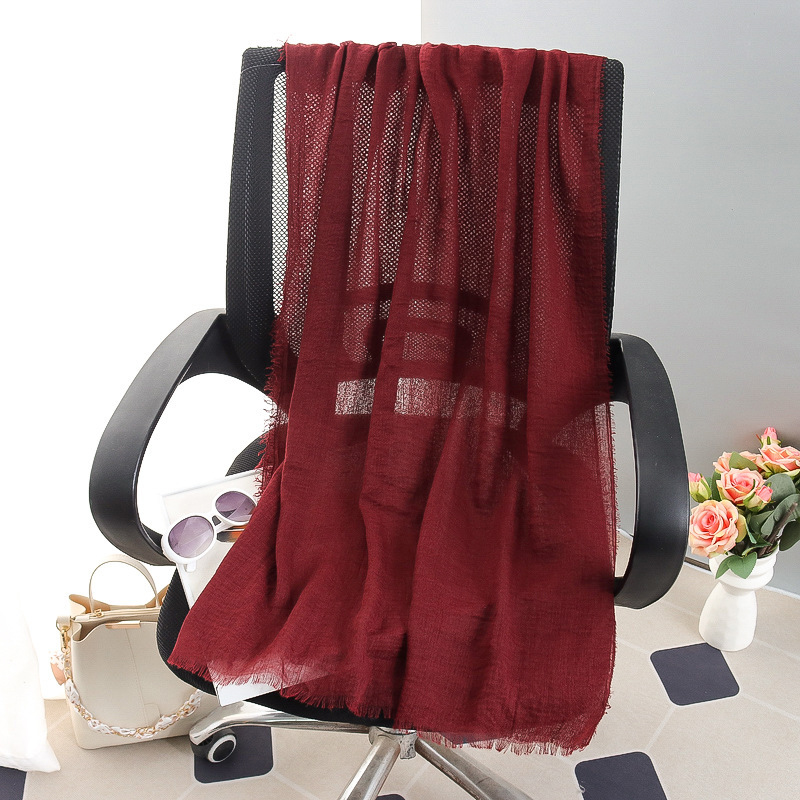 G245 Mjuk och andas Voile Hijab