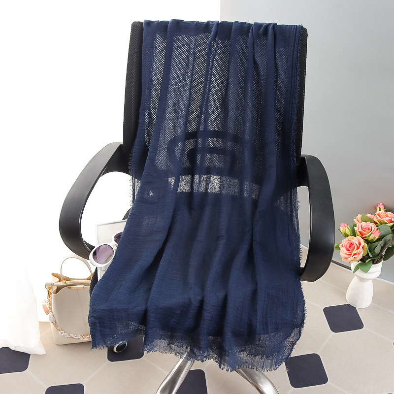 G245 Mjuk och andas Voile Hijab