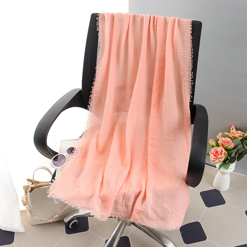 G245 Mjuk och andas Voile Hijab