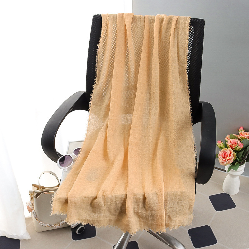 G245 Mjuk och andas Voile Hijab