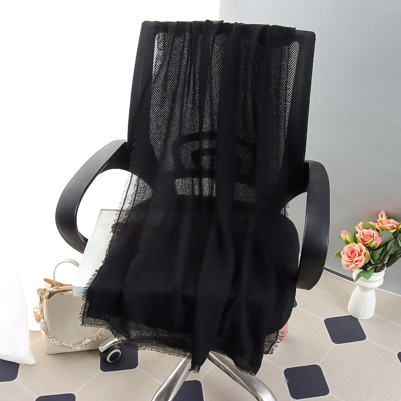 G245 Mjuk och andas Voile Hijab