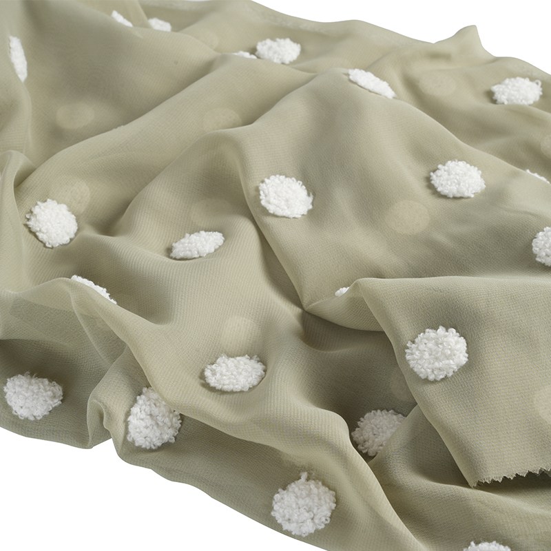 75d/18t platt chiffong med handduksbroderityg