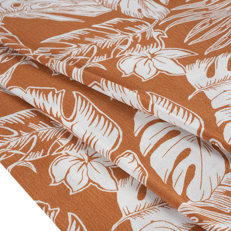 Rikvävt tryckt crepetyg