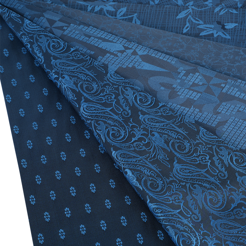 TR Twig & Bud Stretch Jacquard Tyg