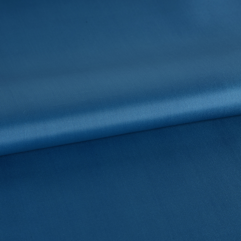 210T polyestertafttyg