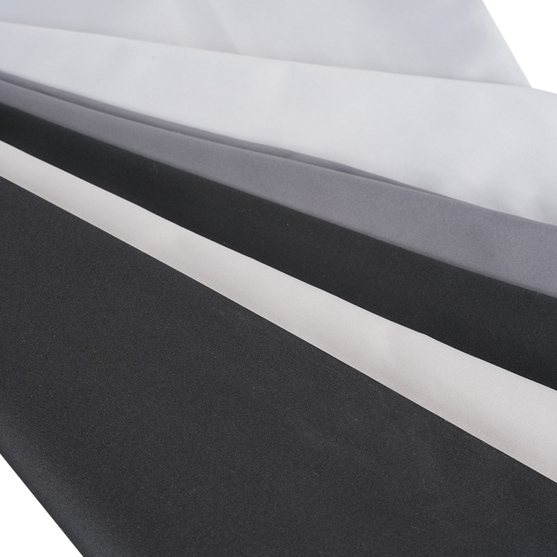 Mjukt 210T polyester Pongee vävt tyg för foder