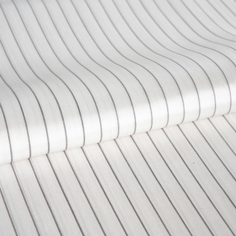 Fodertyg i sidenärm